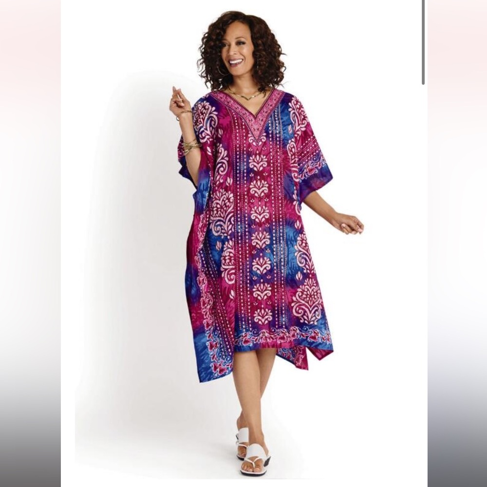 NWT Staycation Print Microfiber Short Caftan